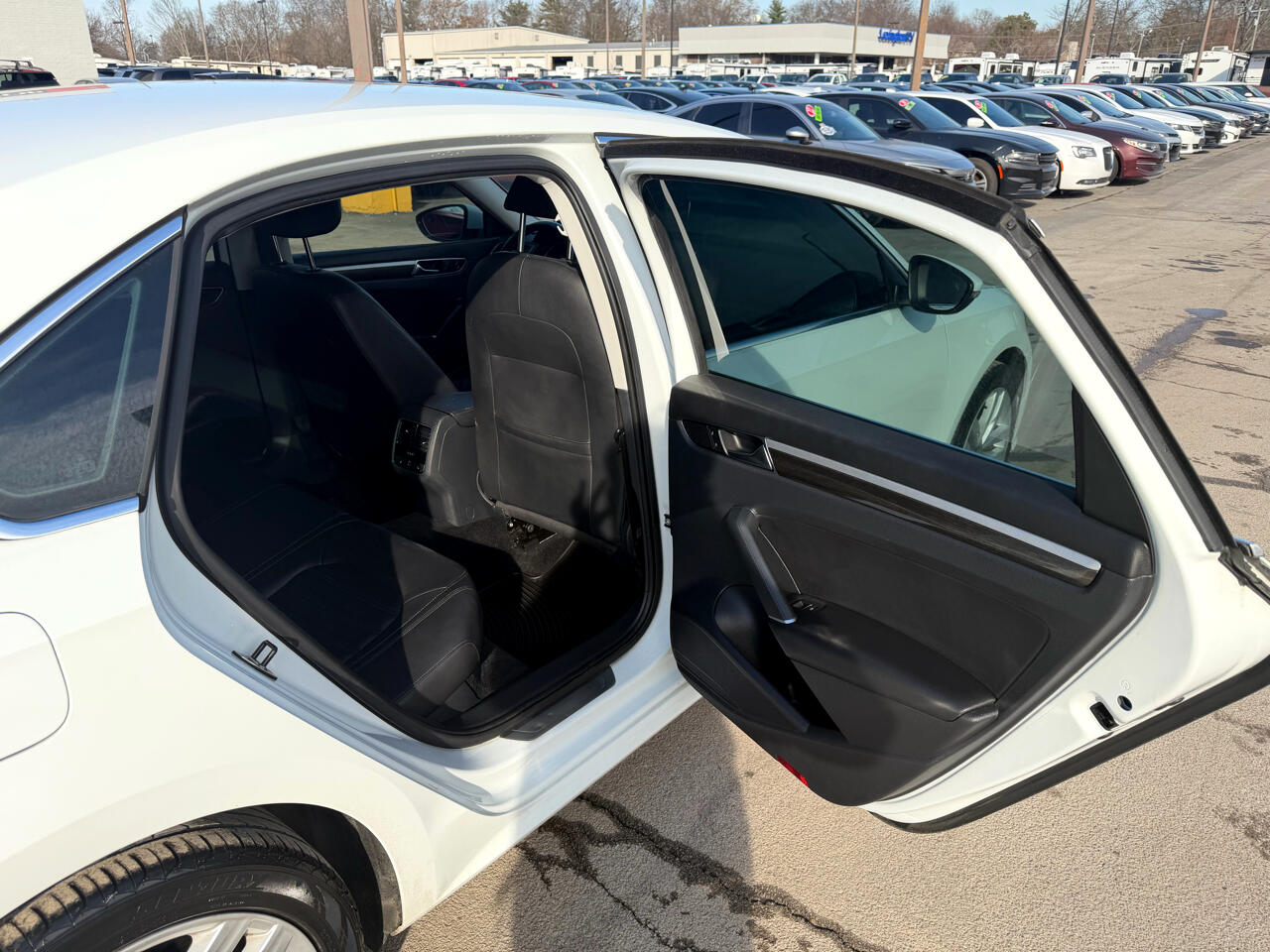 Volkswagen Passat 1.8T SEL Premium Auto 2017