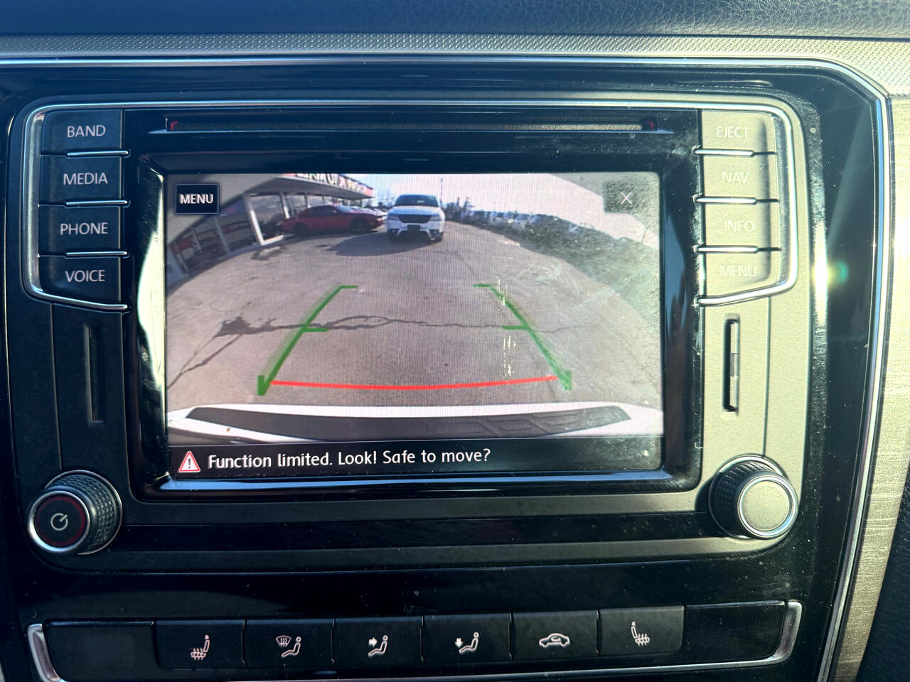 Volkswagen Passat 1.8T SEL Premium Auto 2017