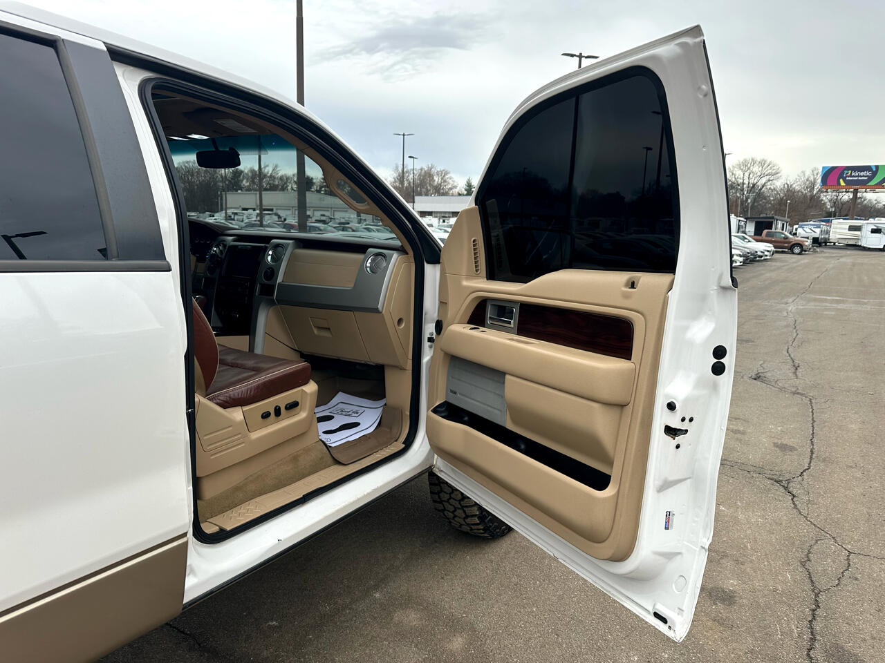 Ford F-150 4WD SuperCrew 145" King Ranch 2012