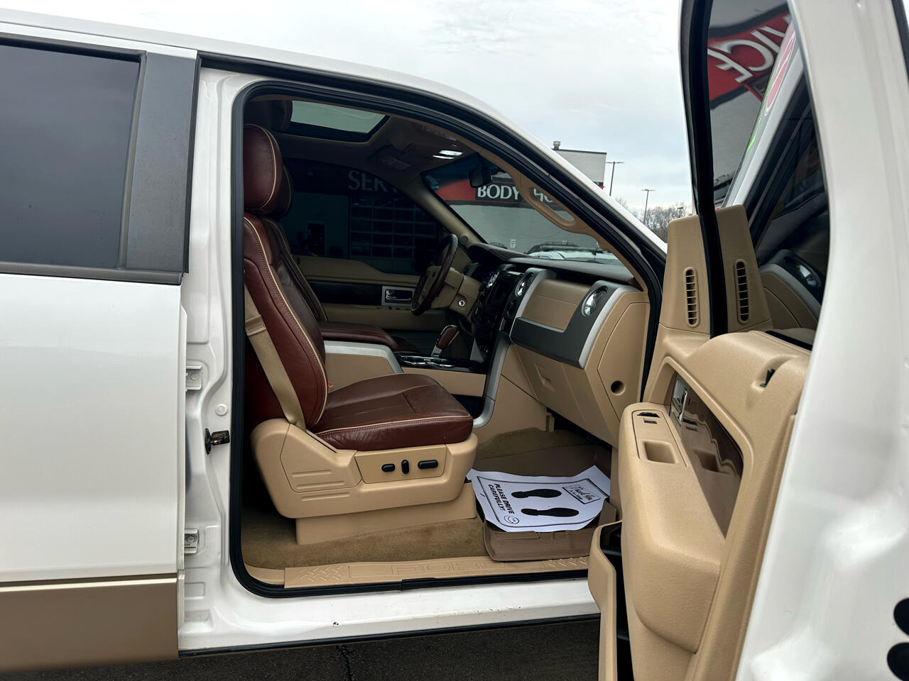 Ford F-150 4WD SuperCrew 145" King Ranch 2012