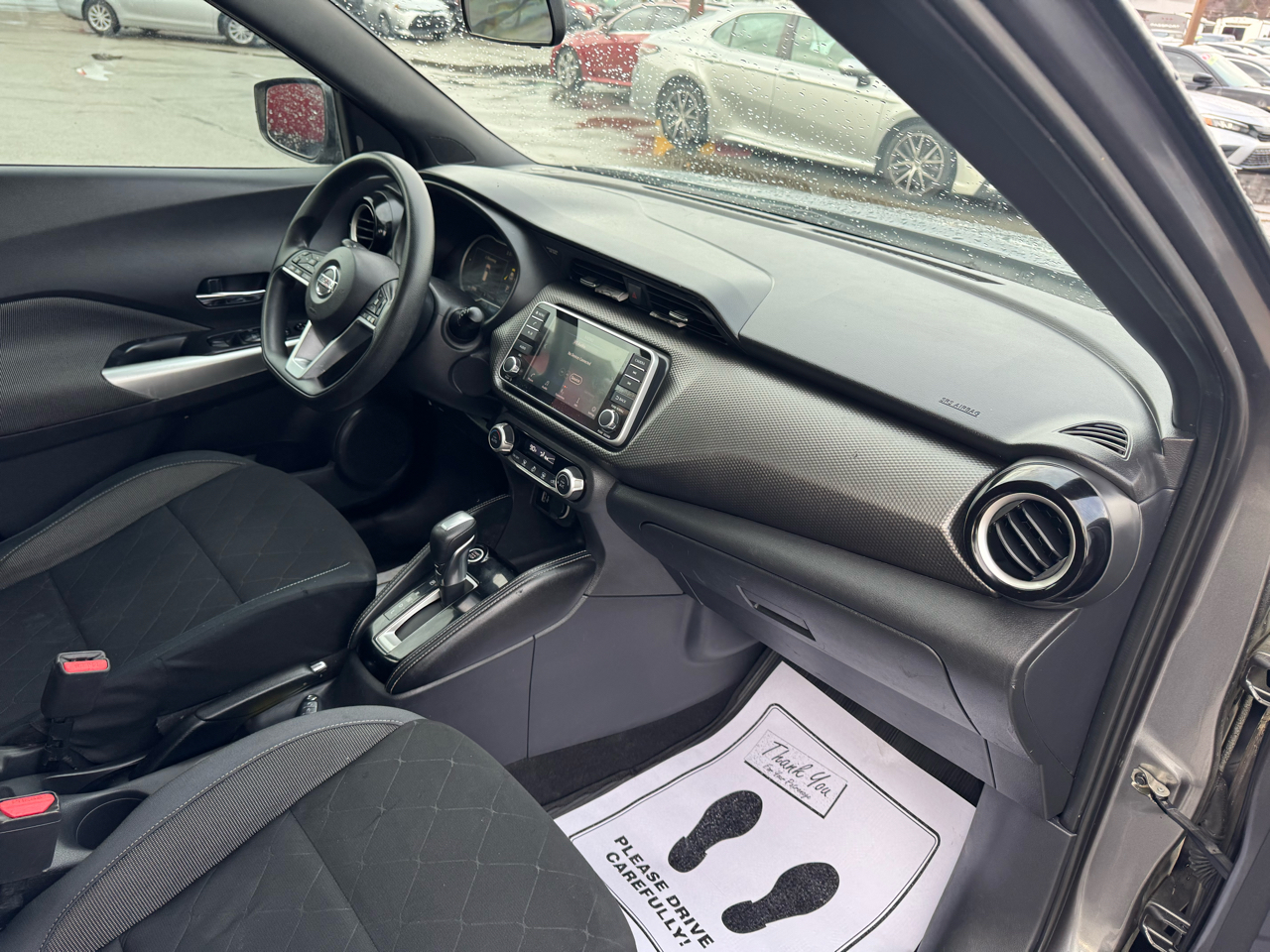 Nissan Kicks SV FWD 2018