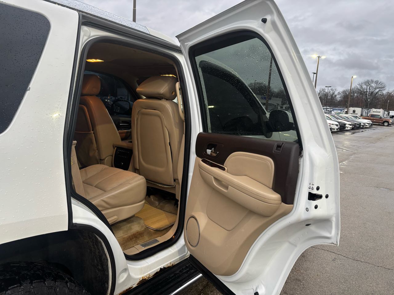 GMC Yukon Denali AWD 4dr 2007
