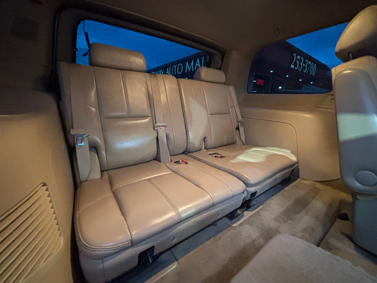 GMC Yukon Denali AWD 4dr 2007