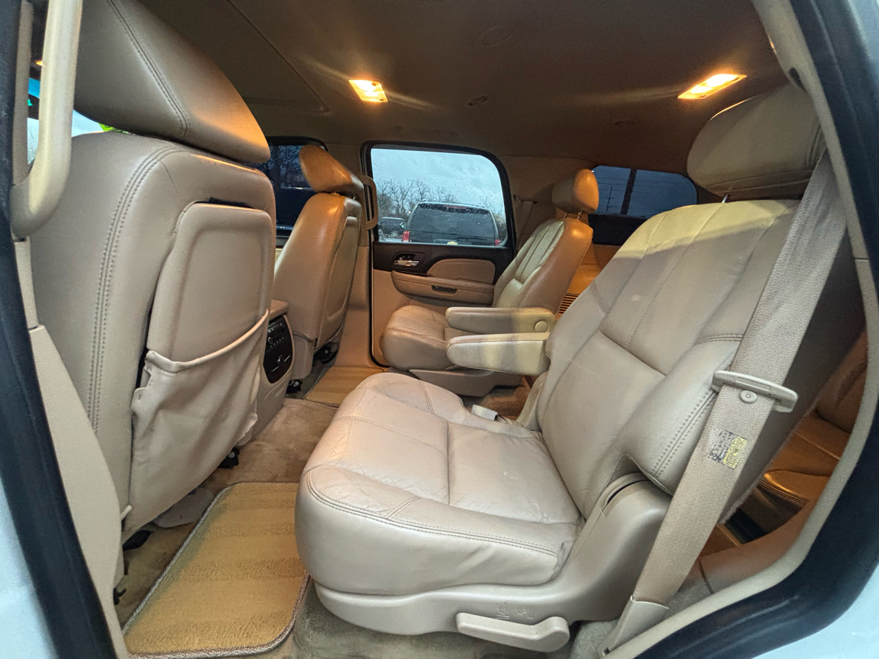 GMC Yukon Denali AWD 4dr 2007