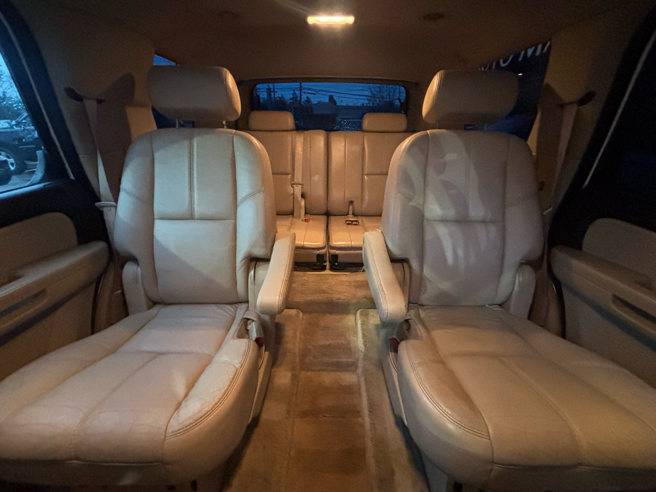 GMC Yukon Denali AWD 4dr 2007