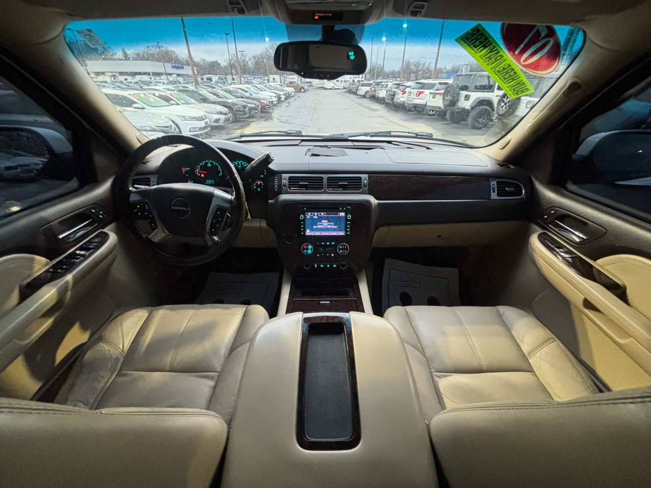 GMC Yukon Denali AWD 4dr 2007