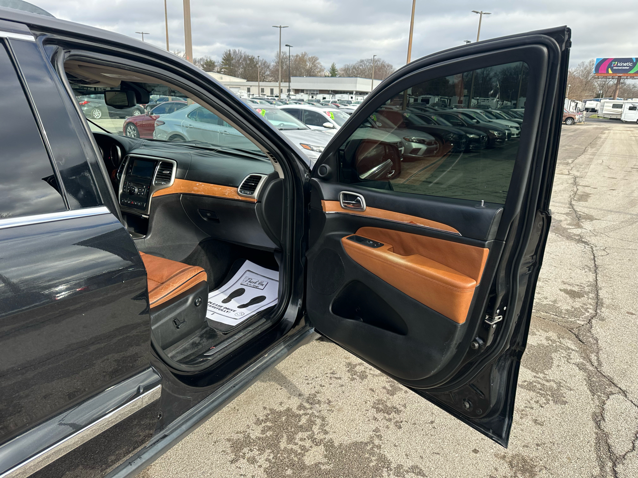 Jeep Grand Cherokee 4WD 4dr Overland 2012