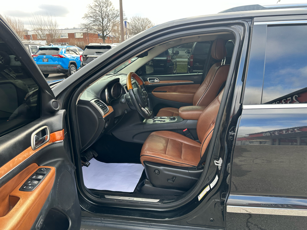 Jeep Grand Cherokee 4WD 4dr Overland 2012