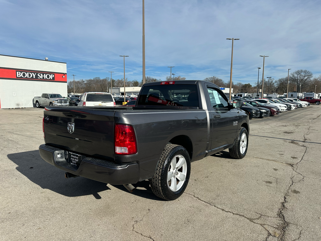 RAM 1500 2WD Reg Cab 120.5" Express 2014