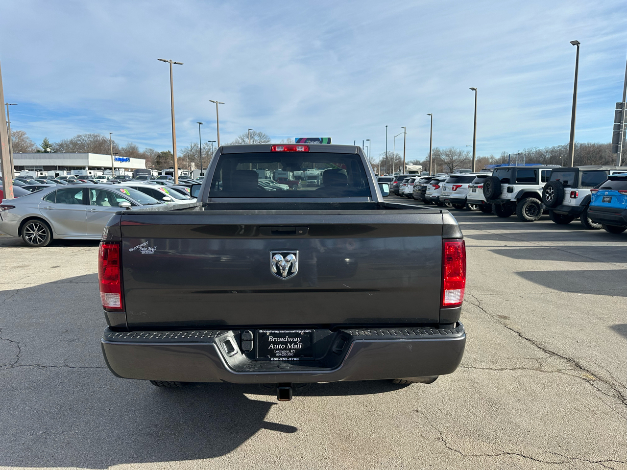 RAM 1500 2WD Reg Cab 120.5" Express 2014