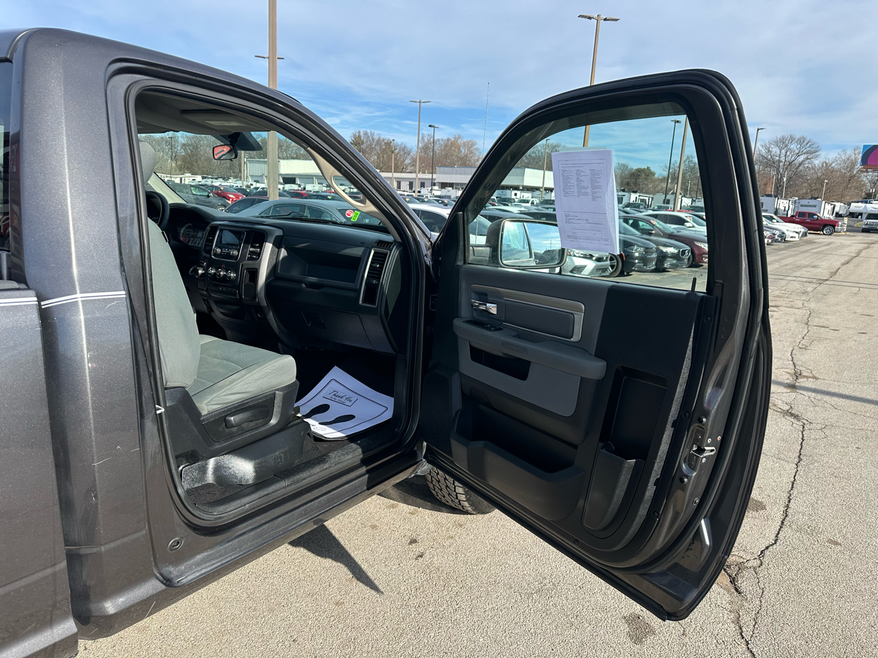 RAM 1500 2WD Reg Cab 120.5" Express 2014