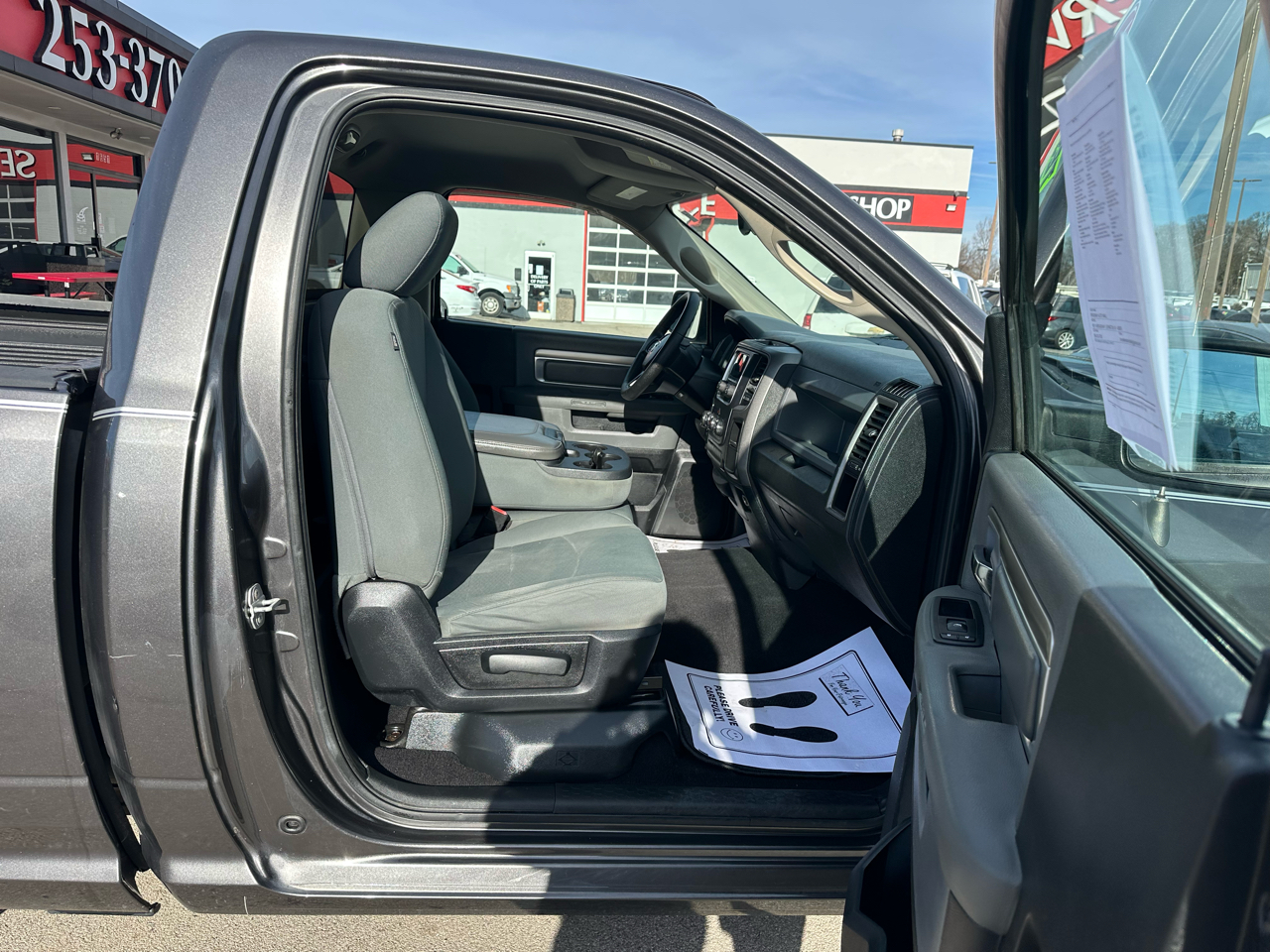 RAM 1500 2WD Reg Cab 120.5" Express 2014