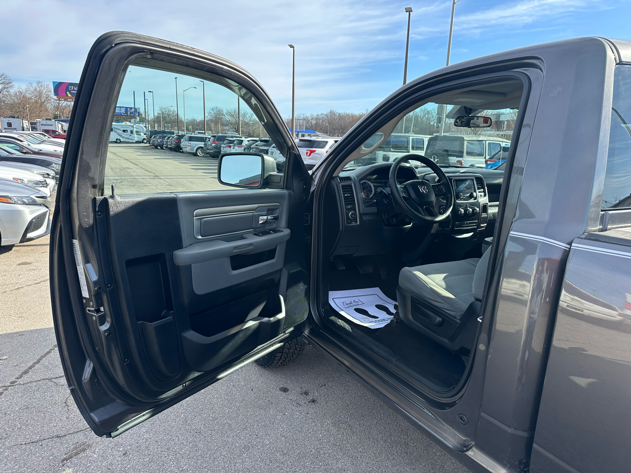 RAM 1500 2WD Reg Cab 120.5" Express 2014