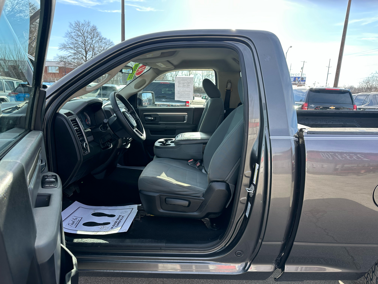 RAM 1500 2WD Reg Cab 120.5" Express 2014