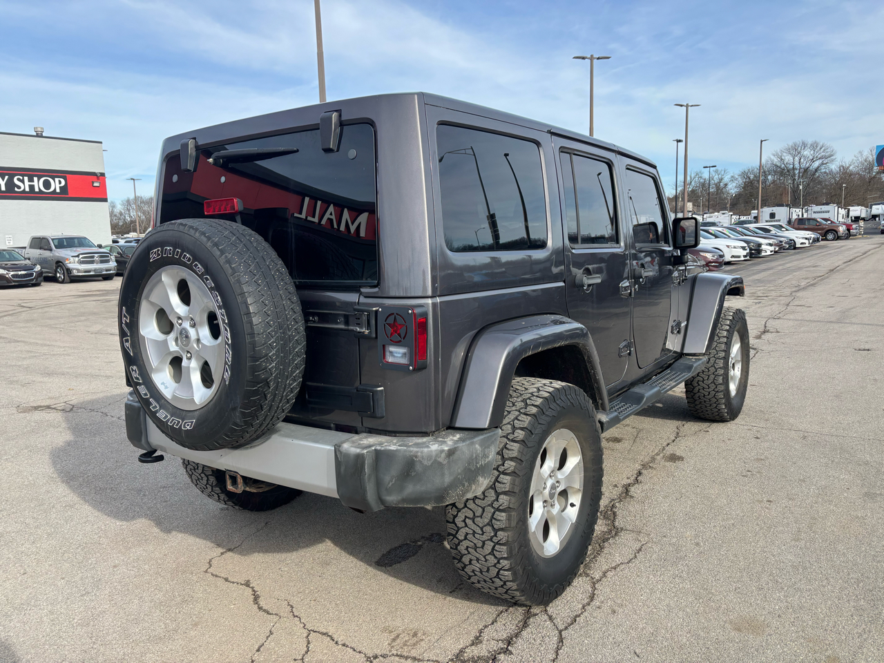 Jeep Wrangler Unlimited 4WD 4dr Sahara 2014