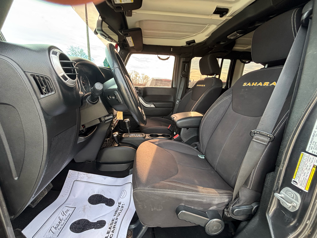 Jeep Wrangler Unlimited 4WD 4dr Sahara 2014