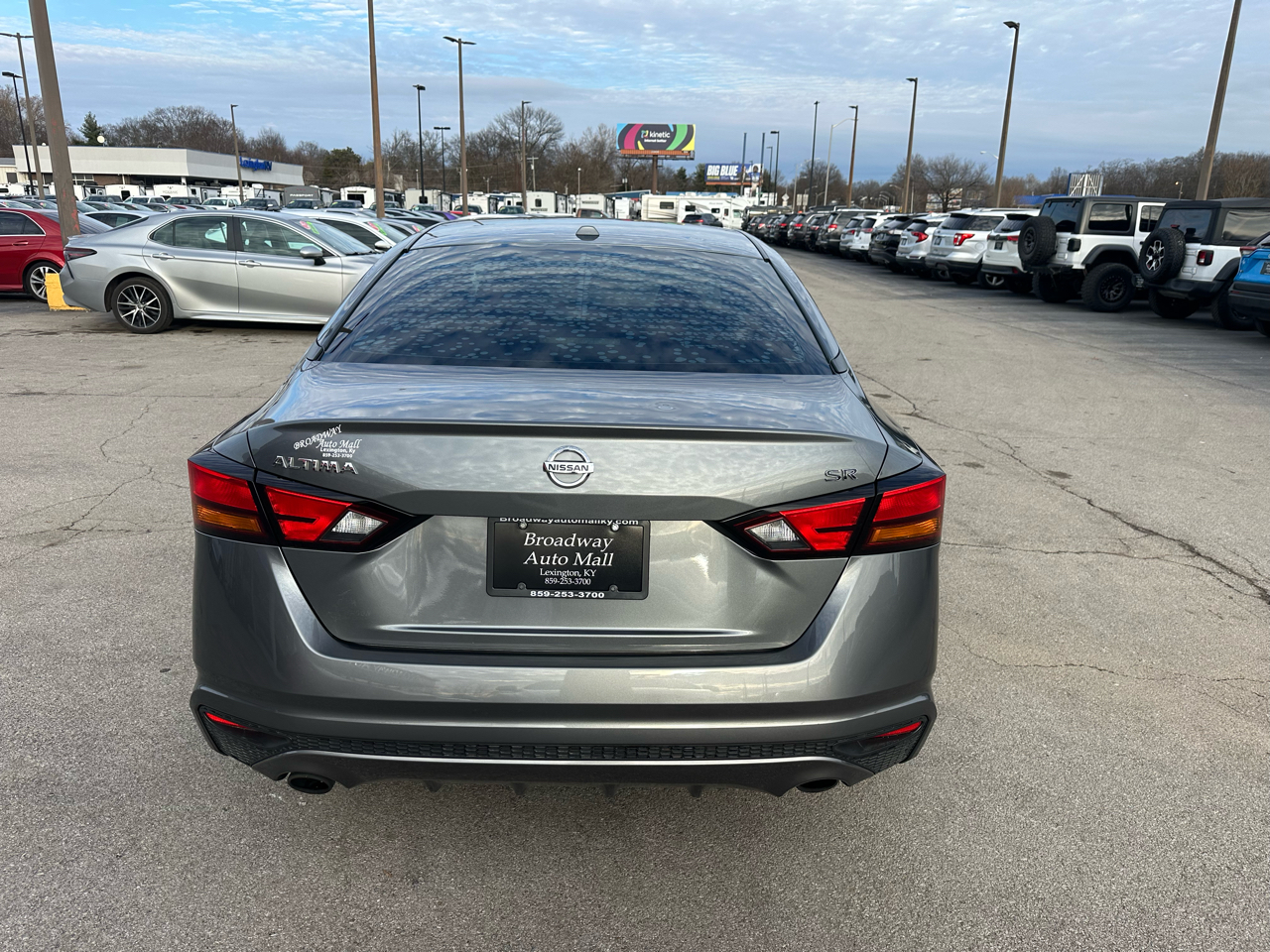 Nissan Altima 2.5 SR Sedan 2019