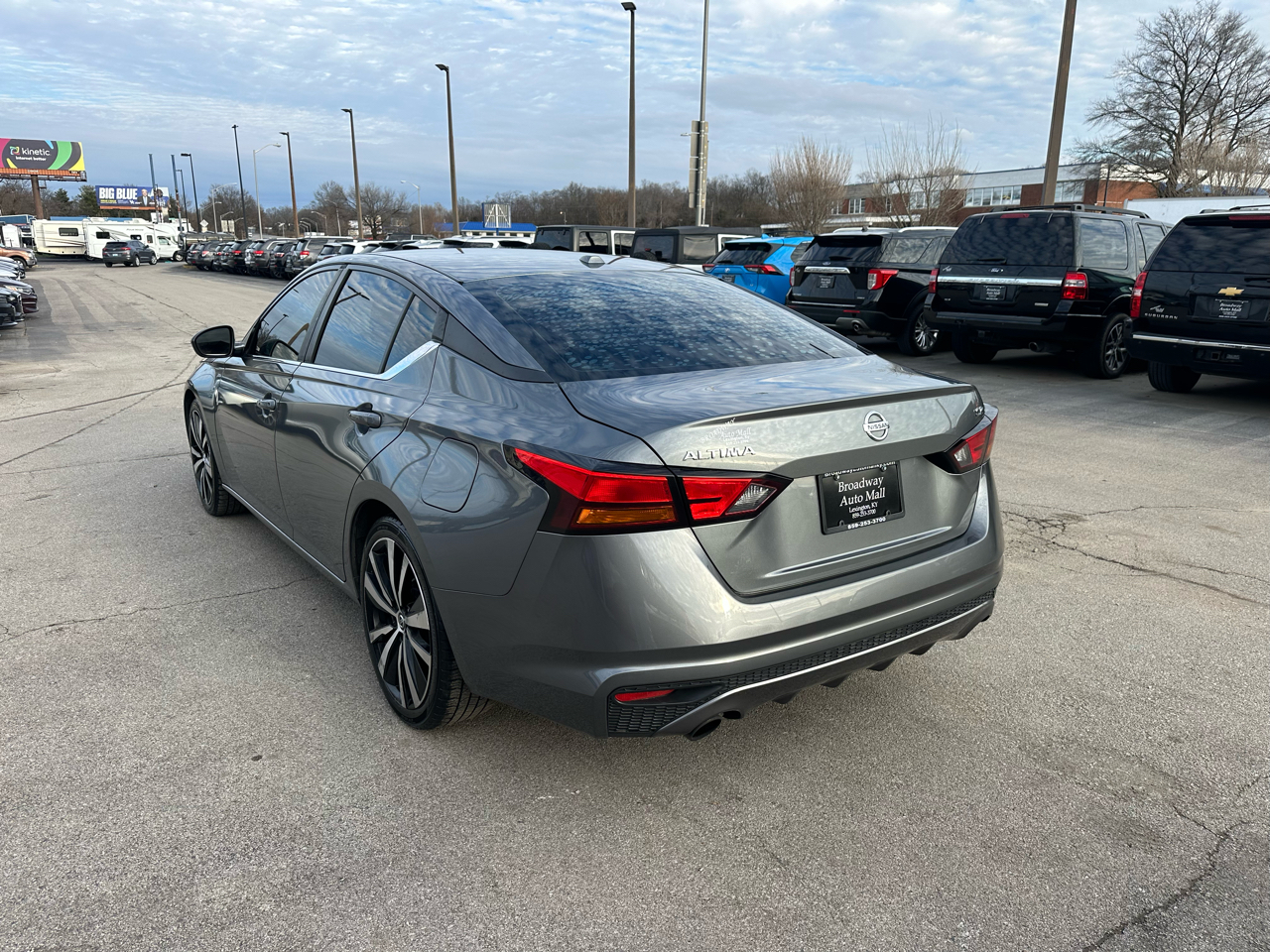 Nissan Altima 2.5 SR Sedan 2019