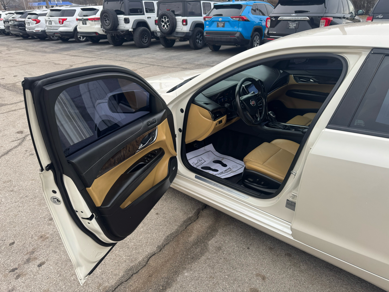 Cadillac ATS 4dr Sdn 2.5L Luxury RWD 2014