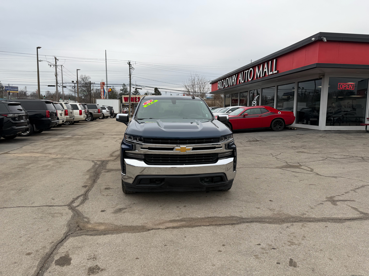 Chevrolet Silverado 1500 4WD Crew Cab 147" LT 2020