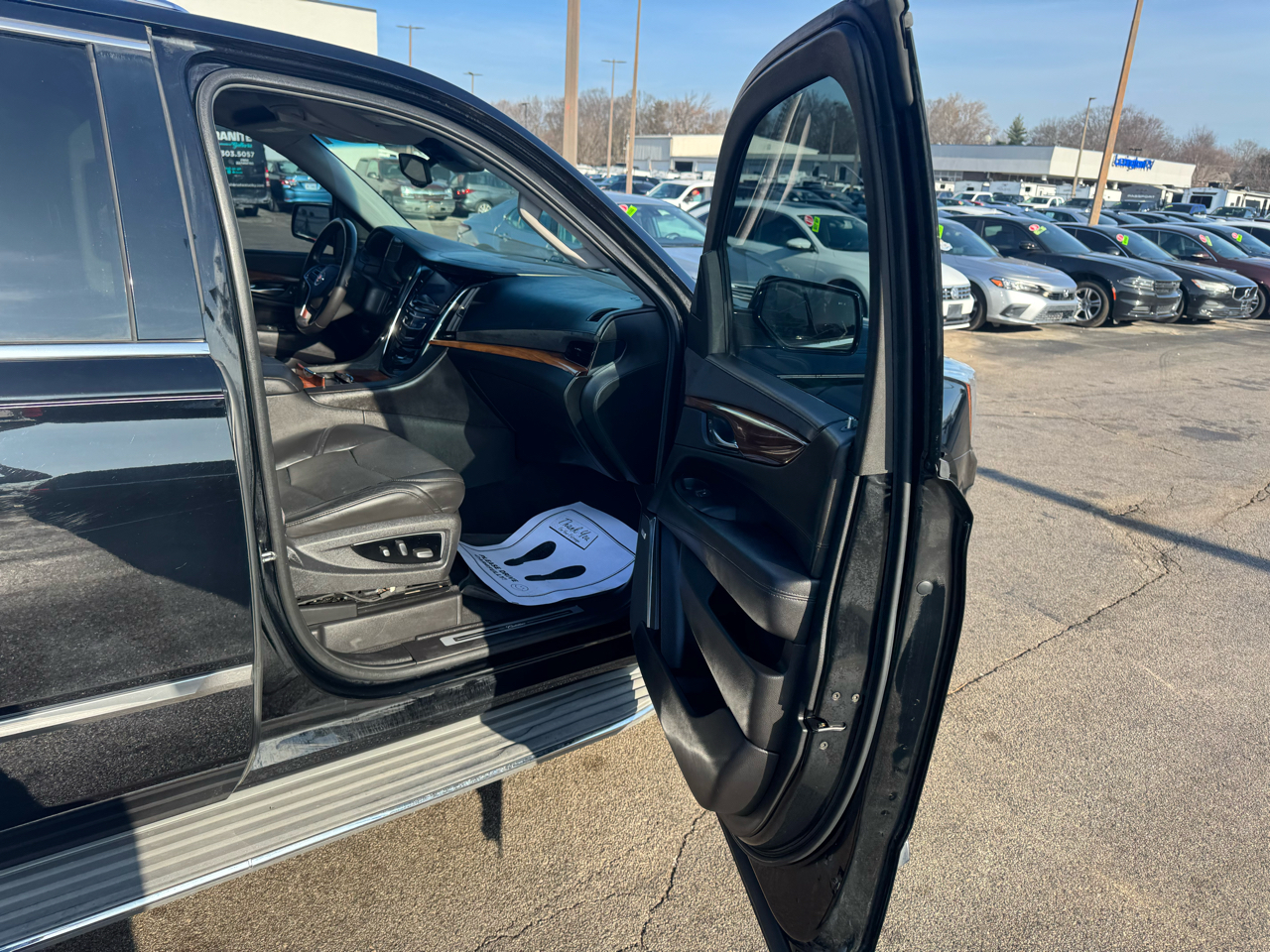 Cadillac Escalade ESV 4WD 4dr Luxury 2015