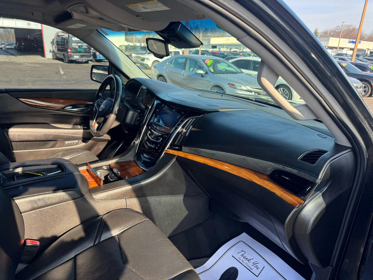 Cadillac Escalade ESV 4WD 4dr Luxury 2015