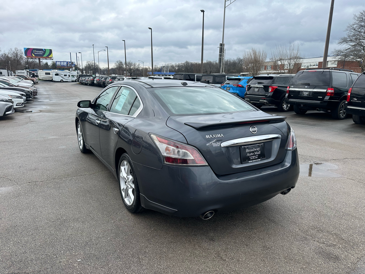 Nissan Maxima 4dr Sdn V6 CVT 3.5 SV w/Premium Pkg 2012