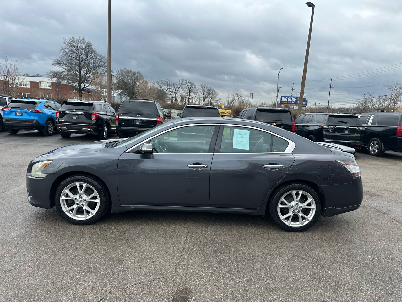 Nissan Maxima 4dr Sdn V6 CVT 3.5 SV w/Premium Pkg 2012