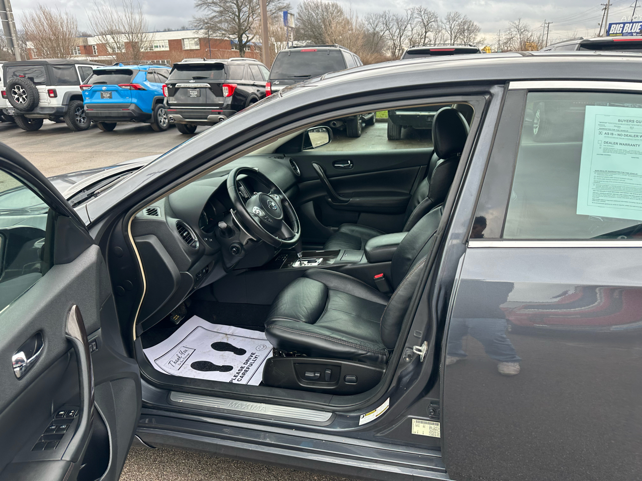 Nissan Maxima 4dr Sdn V6 CVT 3.5 SV w/Premium Pkg 2012