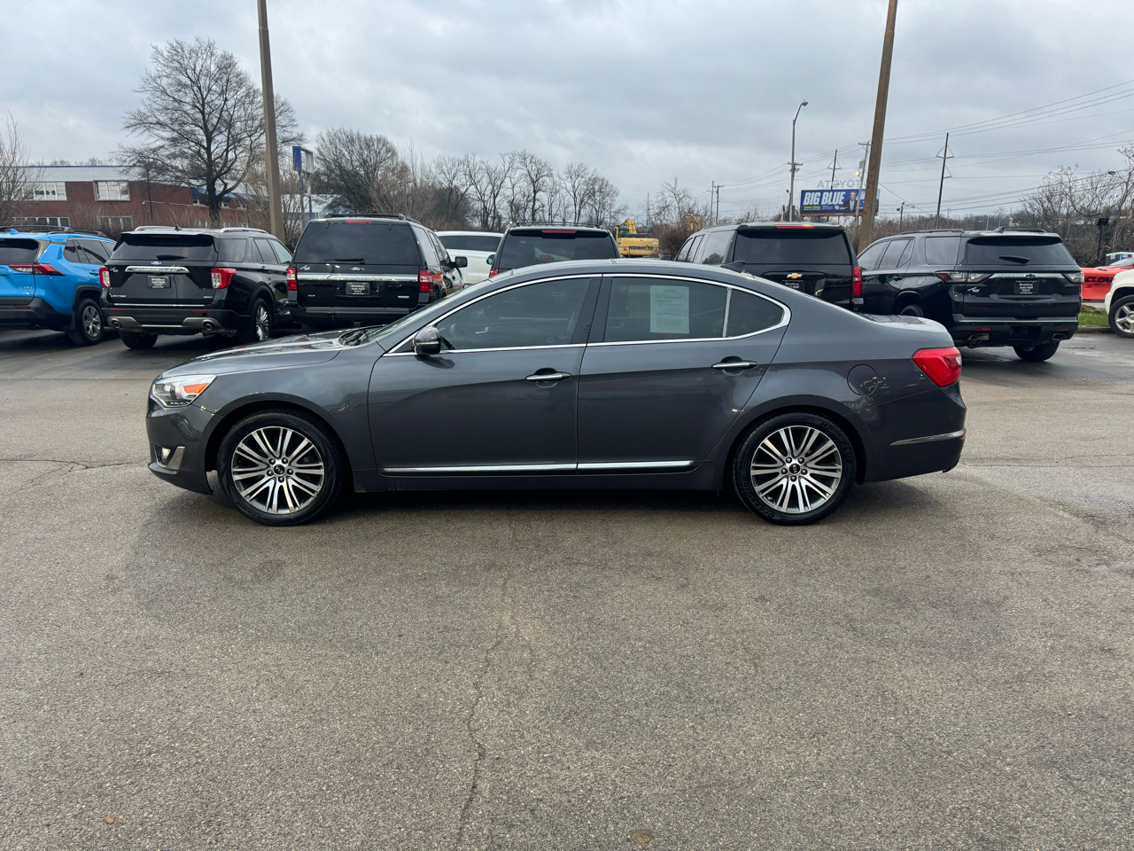 Kia Cadenza 4dr Sdn Premium 2016
