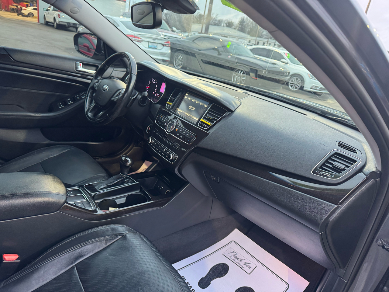 Kia Cadenza 4dr Sdn Premium 2016