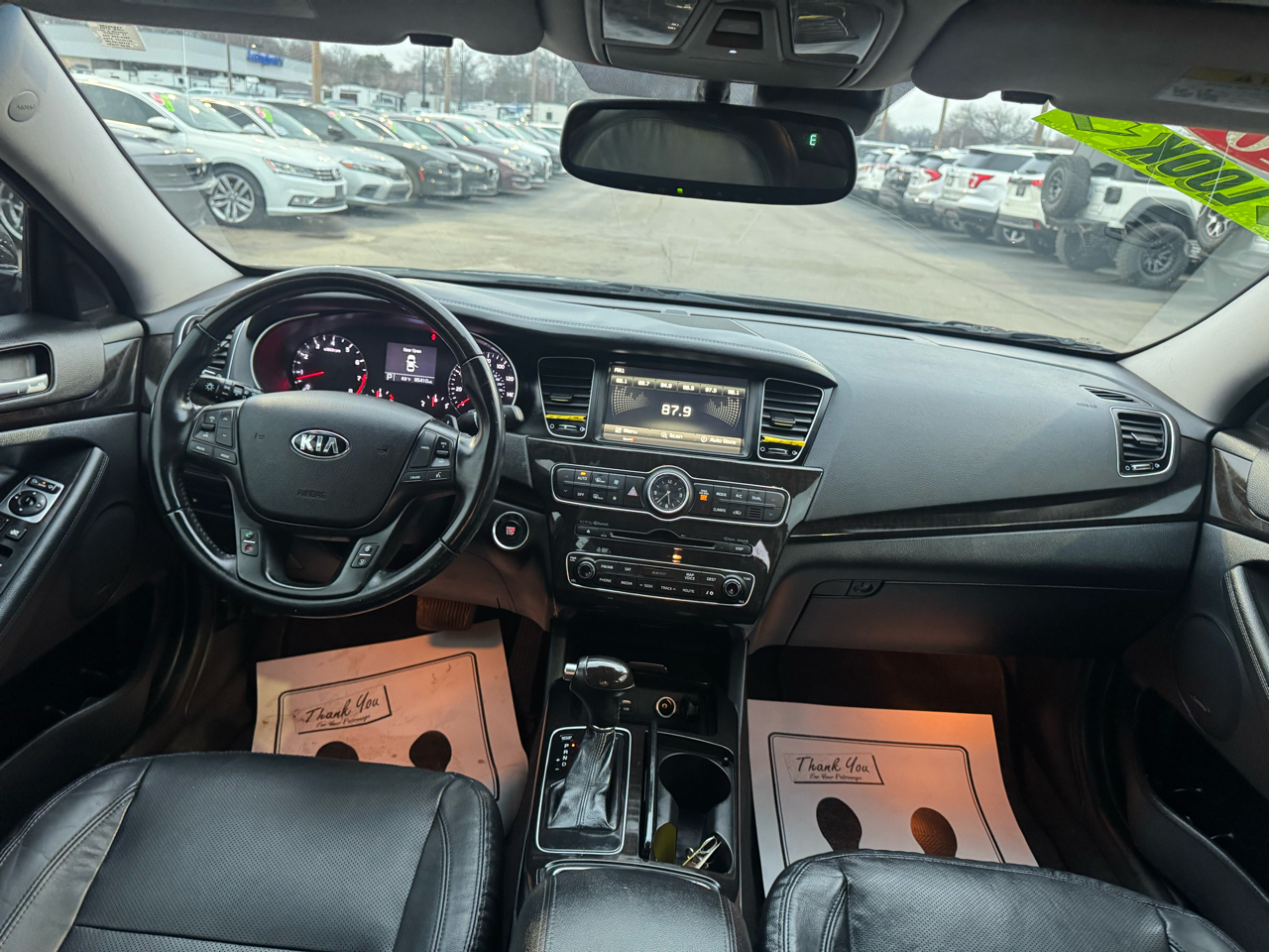 Kia Cadenza 4dr Sdn Premium 2016