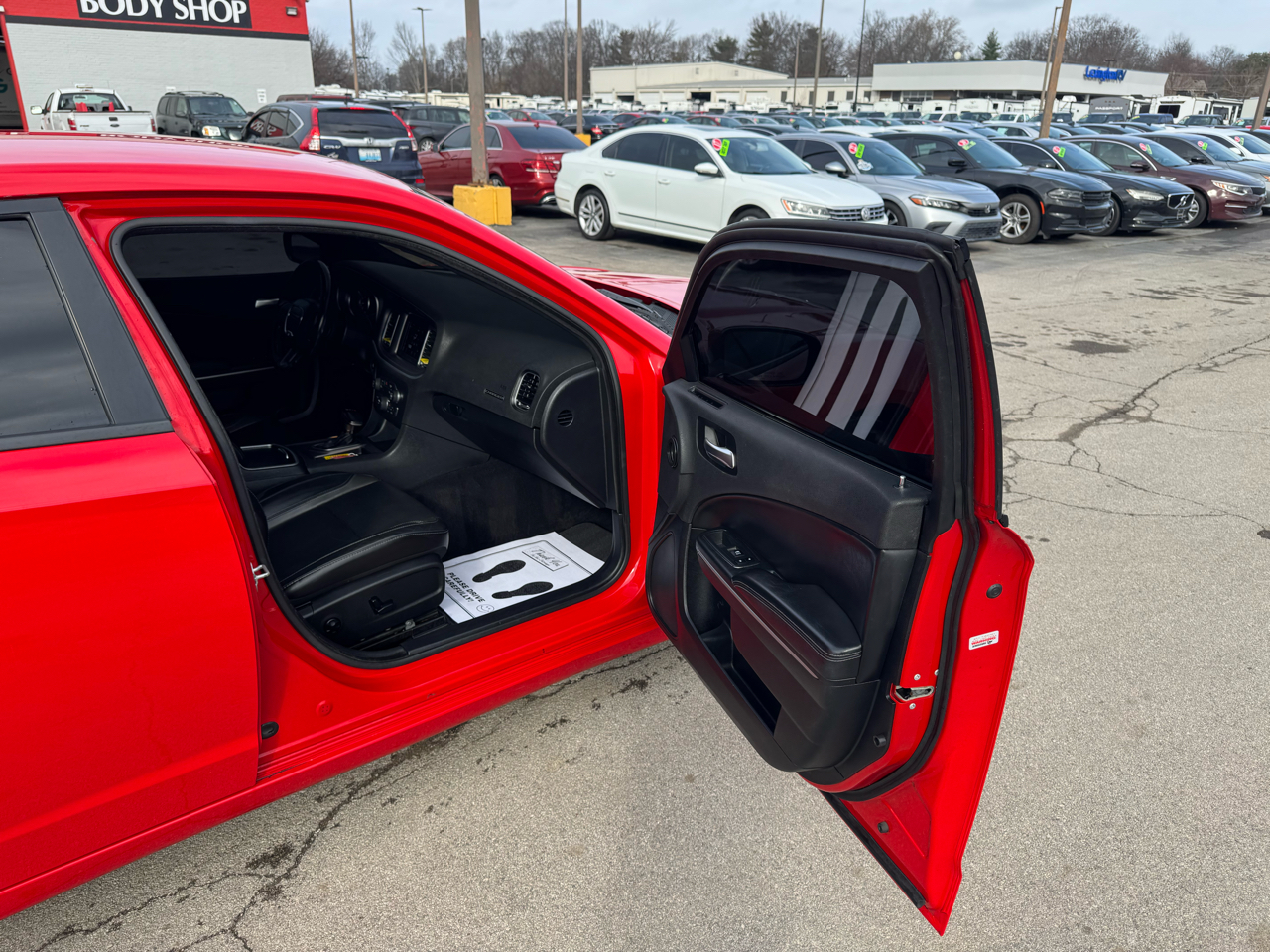 Dodge Charger SXT RWD 2019