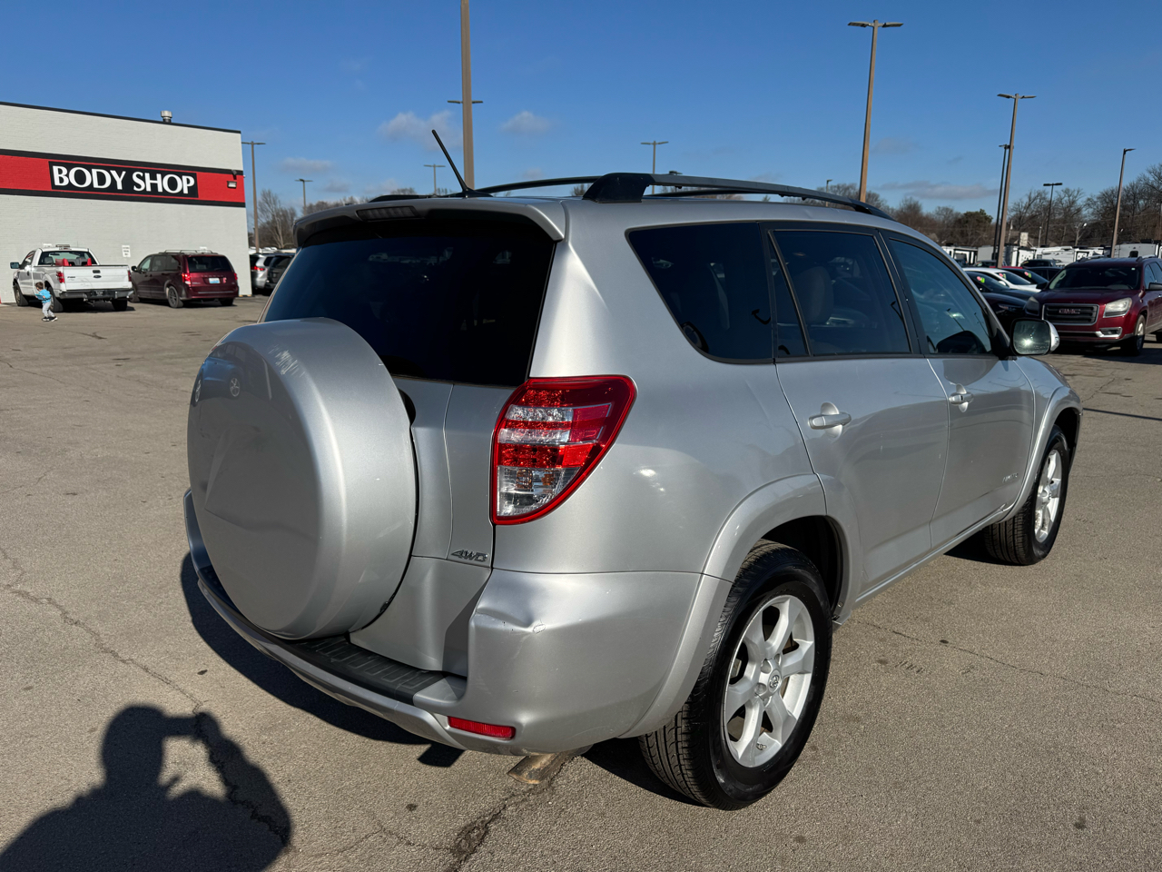 Toyota RAV4  2012
