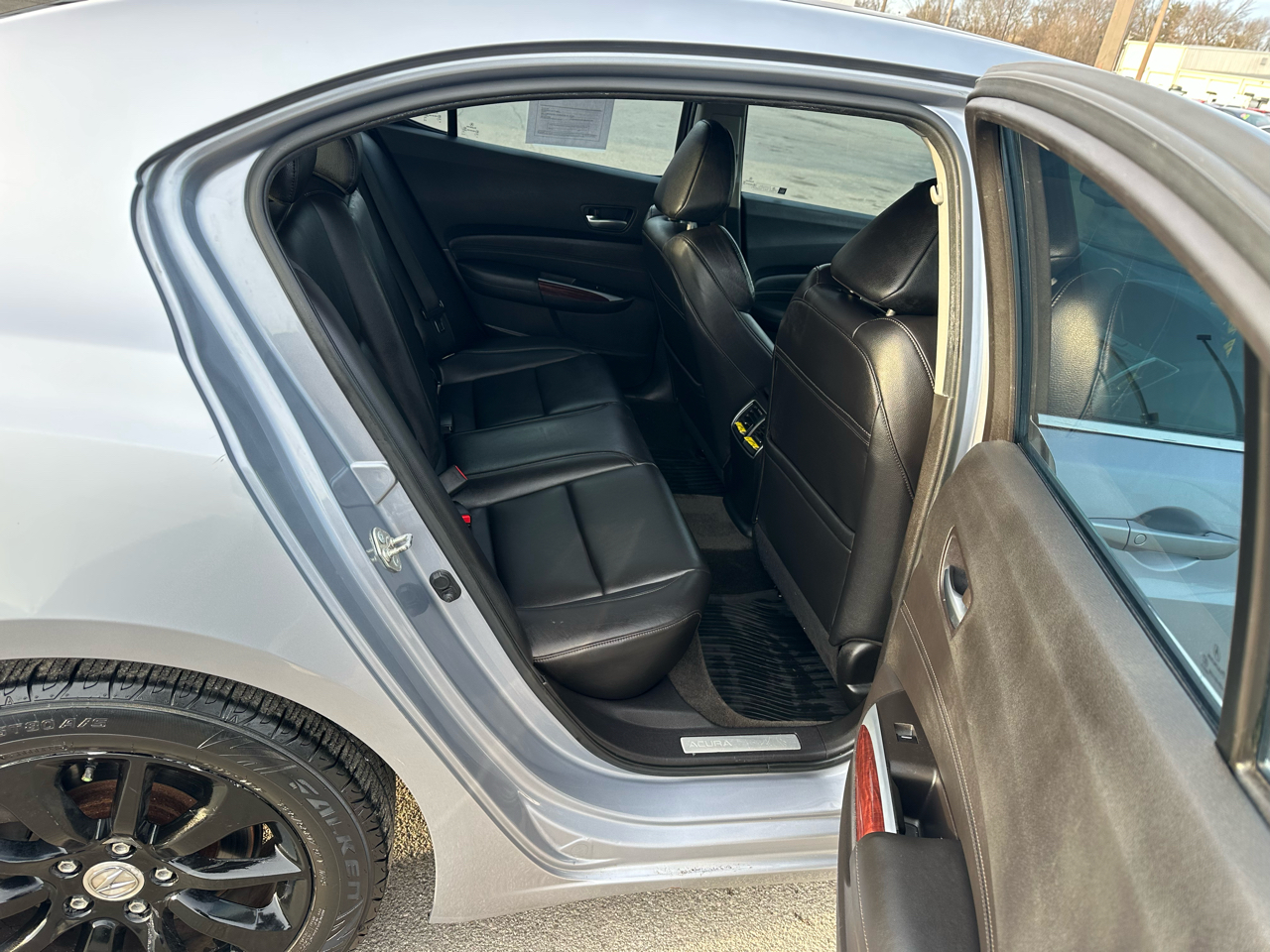 Acura TLX 4dr Sdn FWD 2015