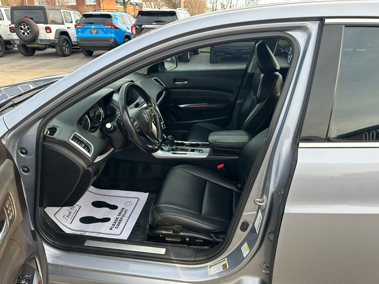 Acura TLX 4dr Sdn FWD 2015