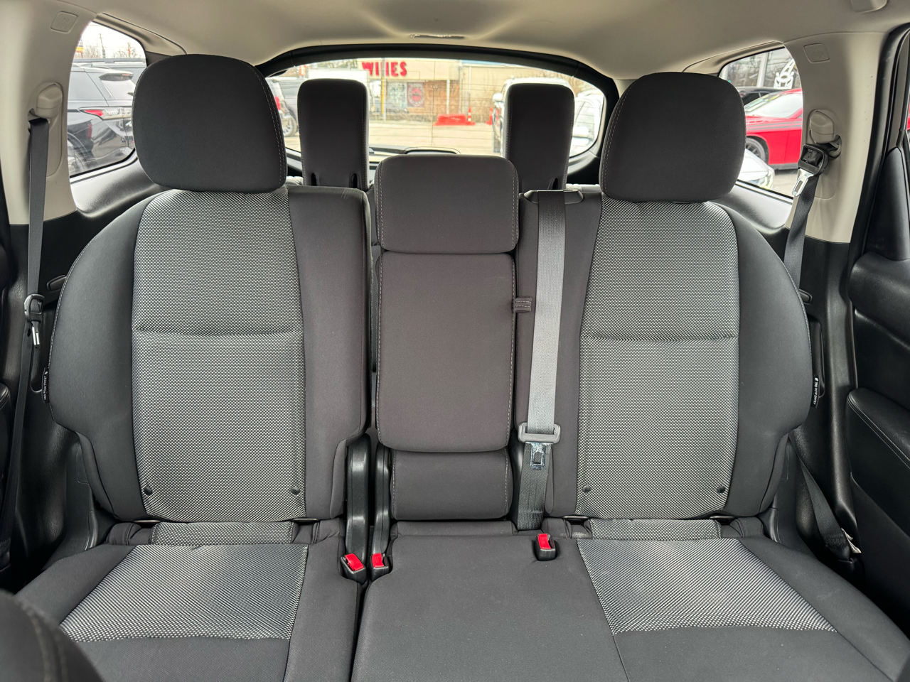 Nissan Pathfinder S 2019