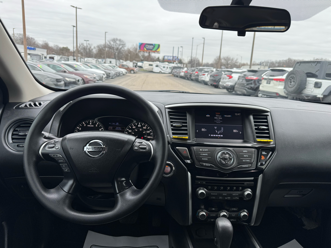 Nissan Pathfinder S 2019