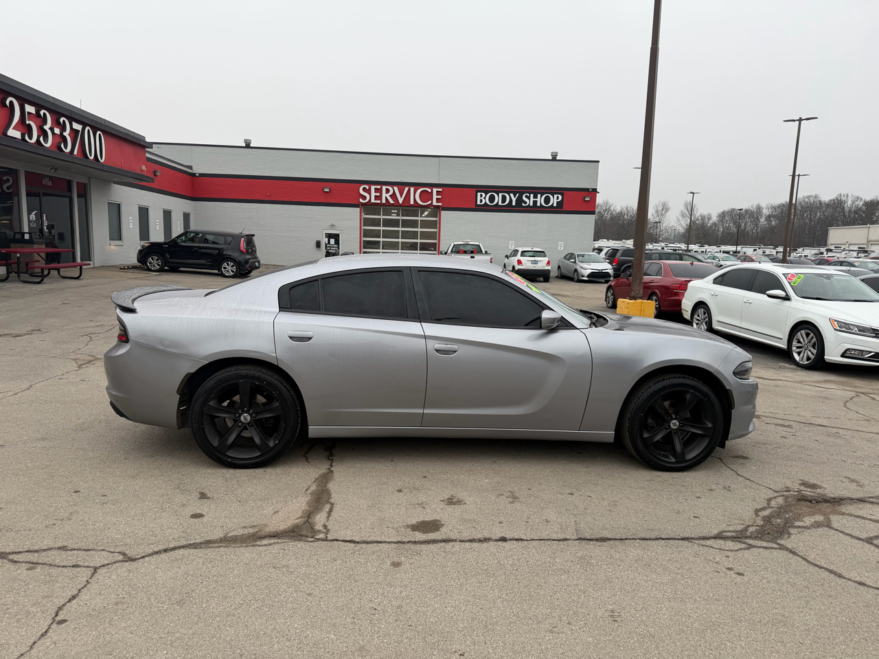 Dodge Charger 4dr Sdn SE RWD 2015