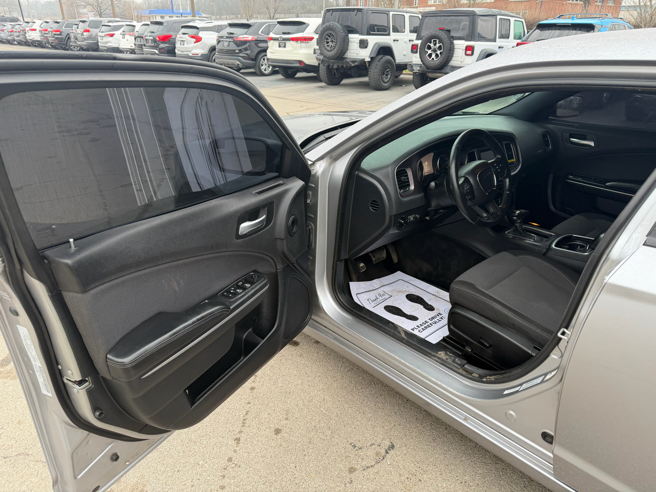 Dodge Charger 4dr Sdn SE RWD 2015