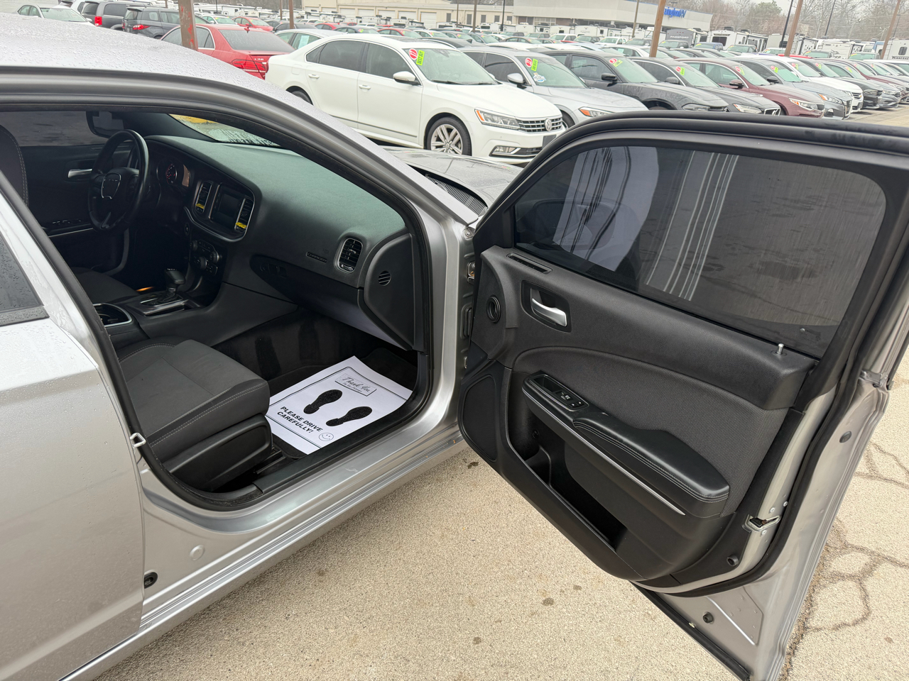 Dodge Charger 4dr Sdn SE RWD 2015