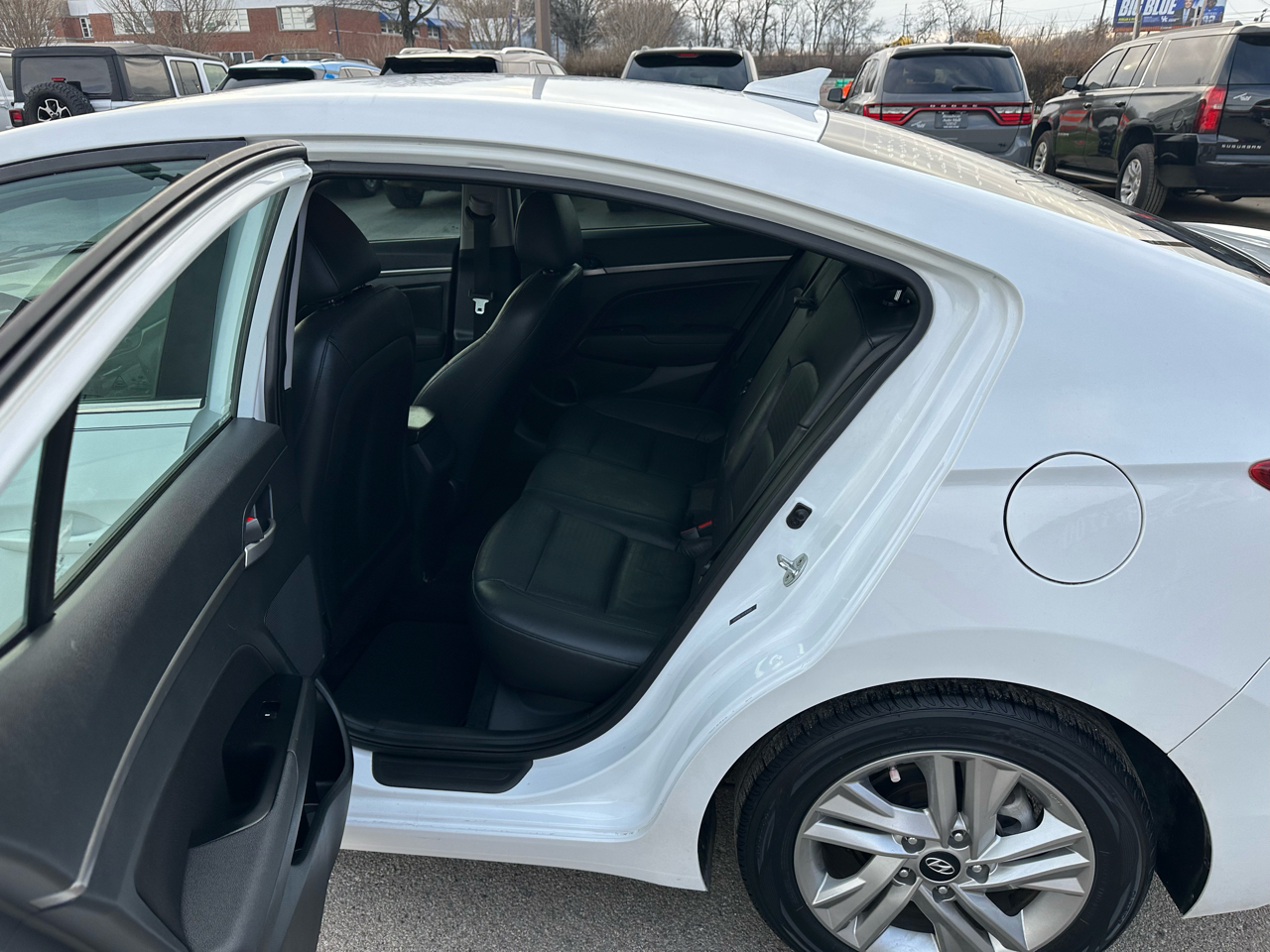 Hyundai Elantra Limited IVT 2020