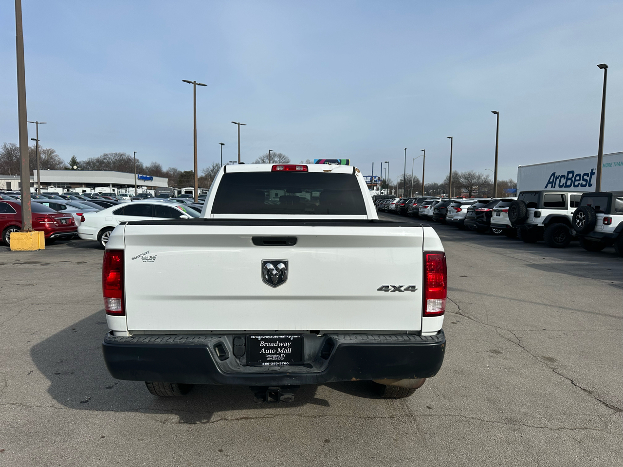RAM 1500 4WD Crew Cab 149" Tradesman 2014