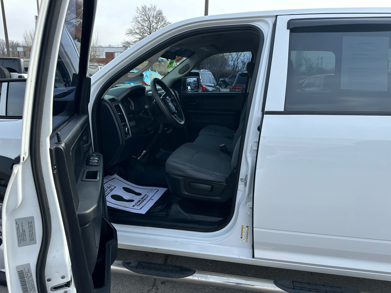 RAM 1500 4WD Crew Cab 149" Tradesman 2014