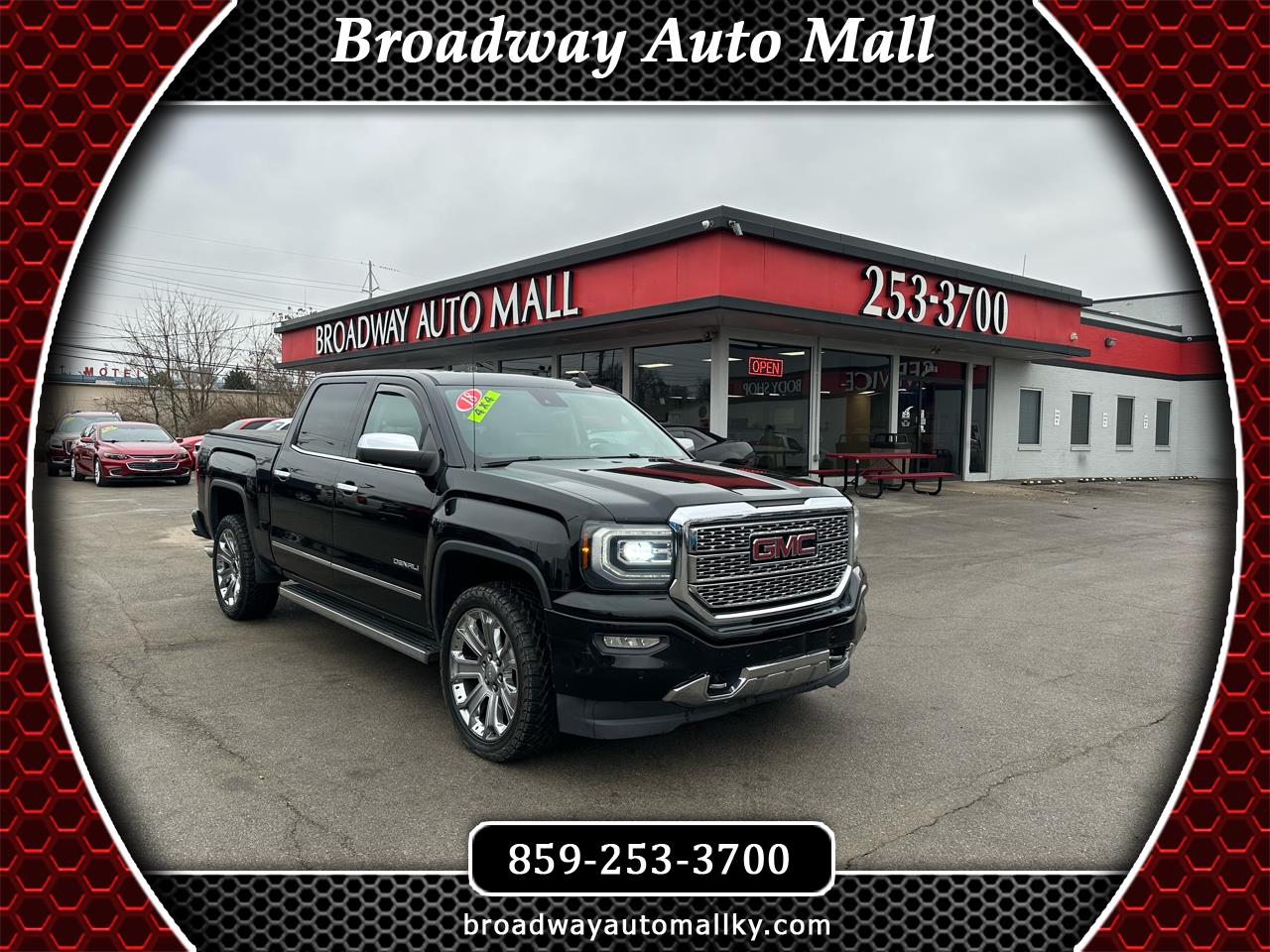 2018 GMC Sierra 1500 4WD Crew Cab 143.5" Denali