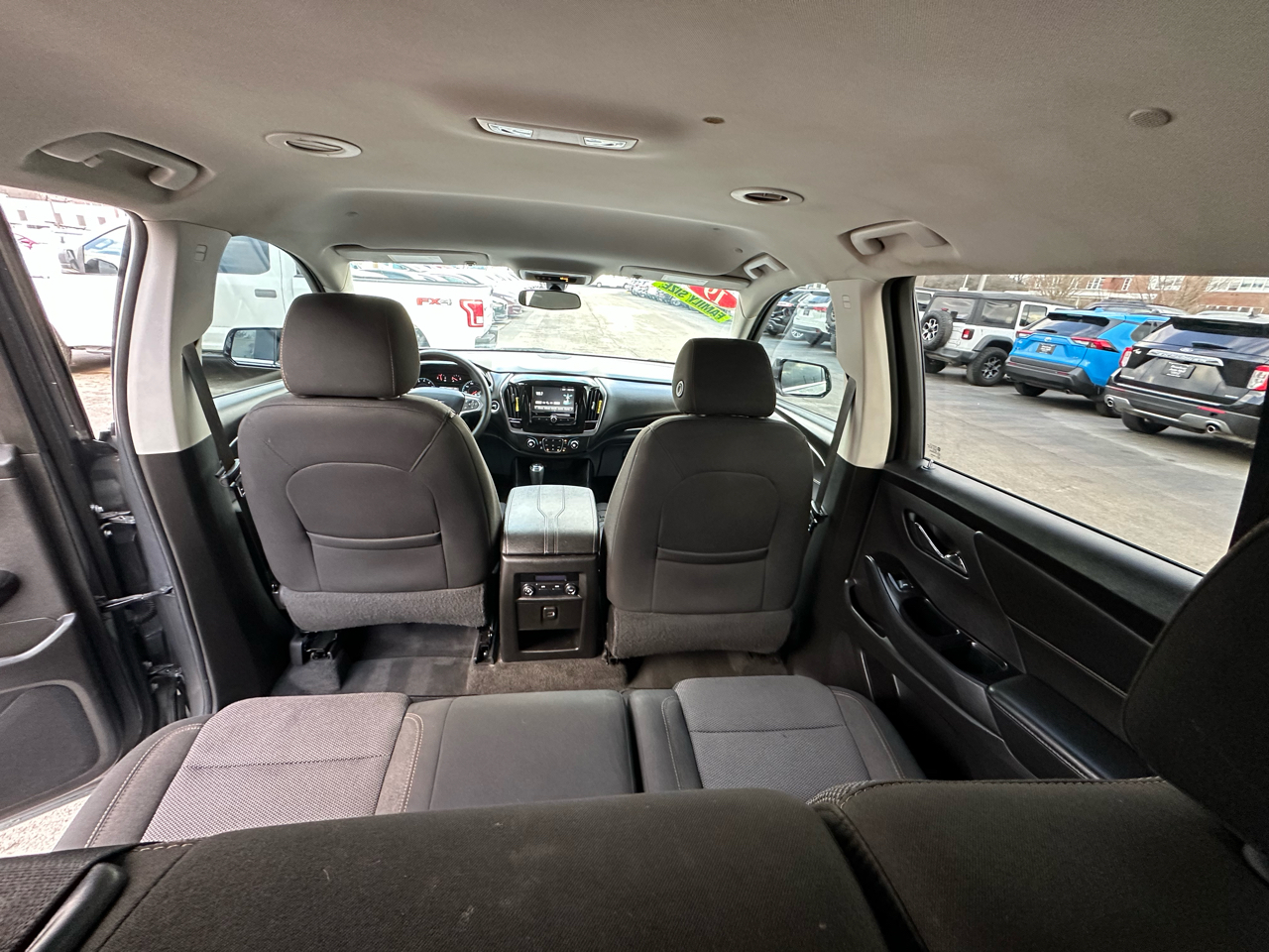 Chevrolet Traverse FWD 4dr LS w/1LS 2019