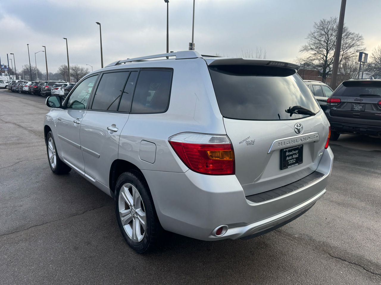 Toyota Highlander 4WD 4dr V6 Limited (Natl) 2010