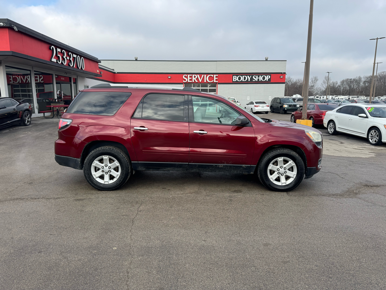 GMC Acadia FWD 4dr SLE w/SLE-1 2015