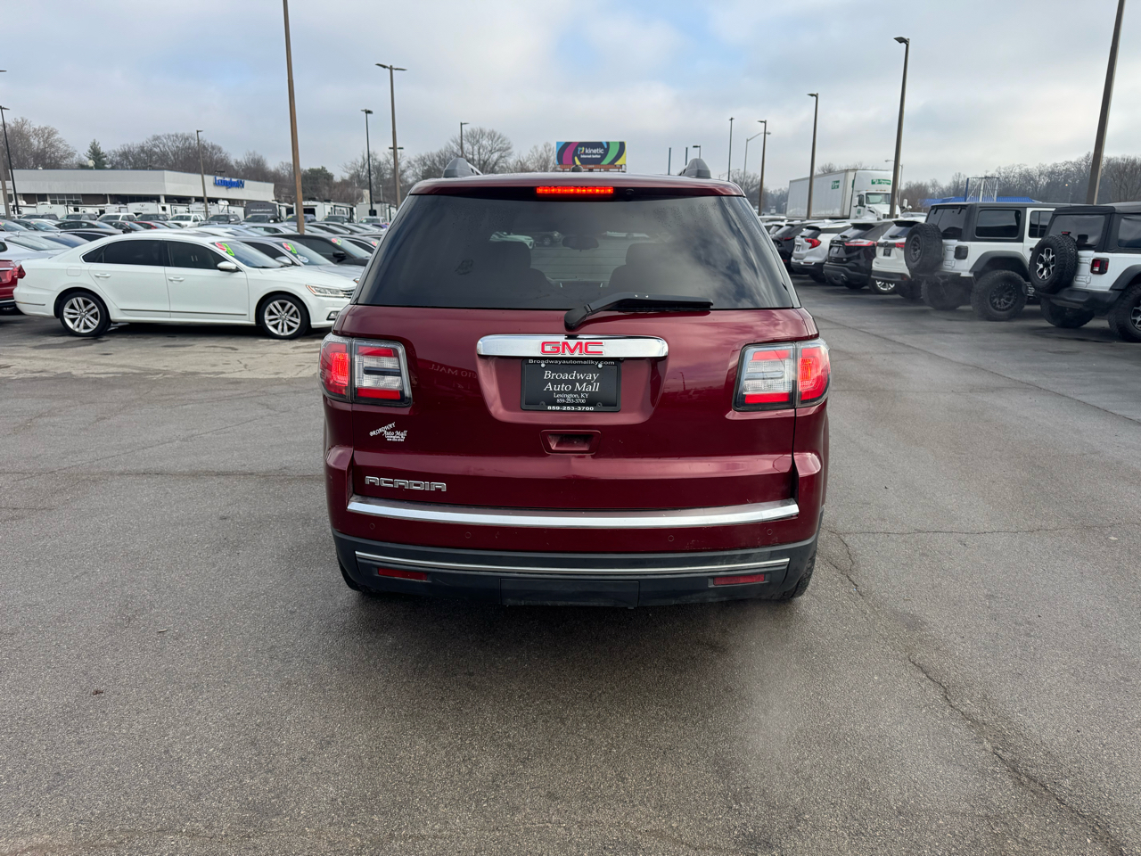 GMC Acadia FWD 4dr SLE w/SLE-1 2015