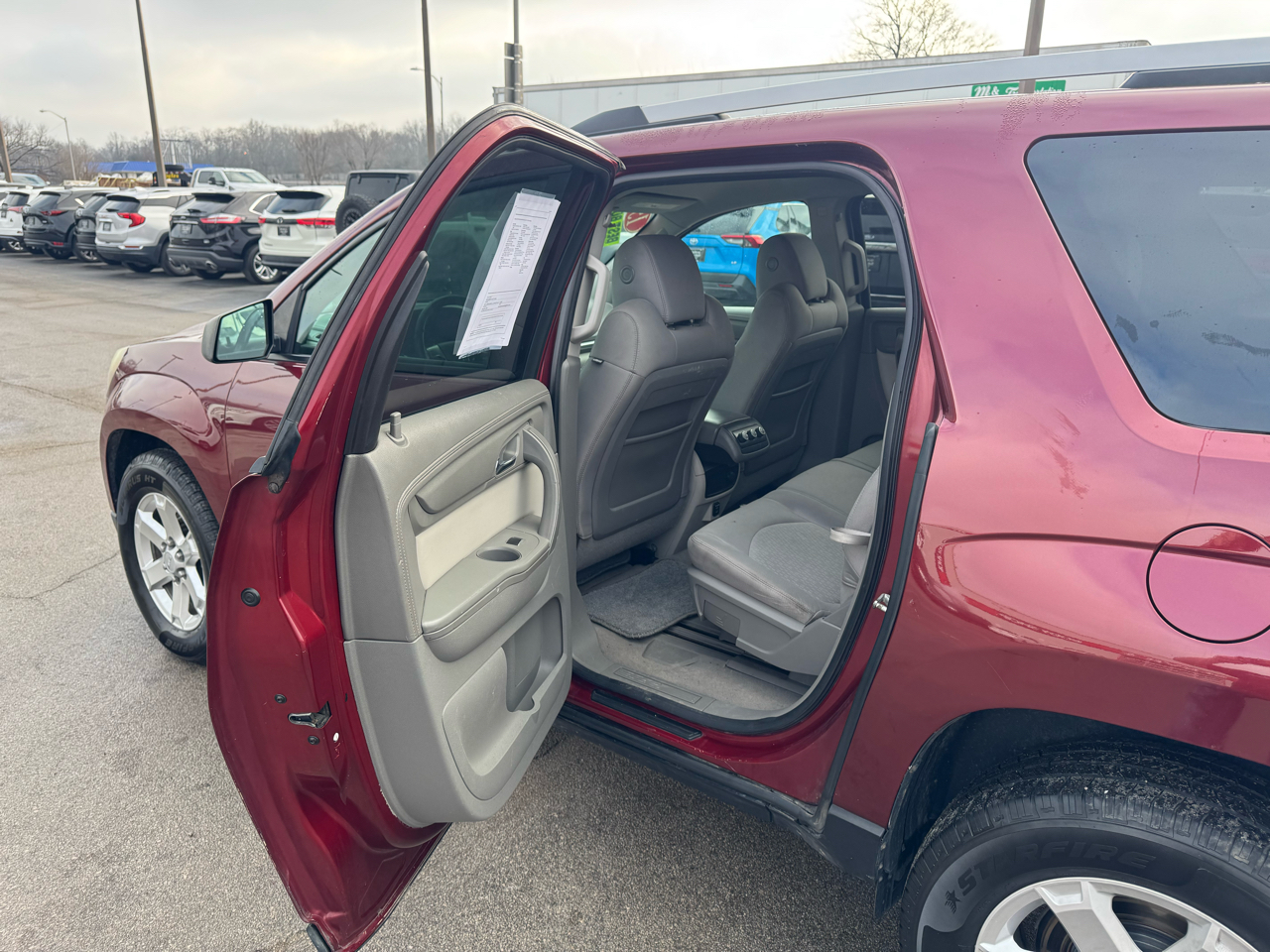 GMC Acadia FWD 4dr SLE w/SLE-1 2015